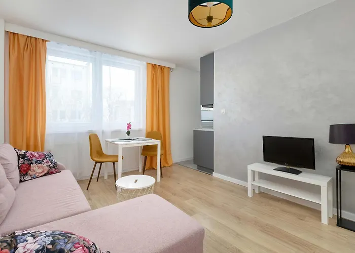 شقة Stylish With An Ideal Location Close To The By Renters غدانسك